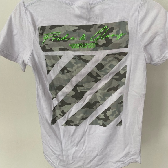 T-shirts - Picture 5 of 6